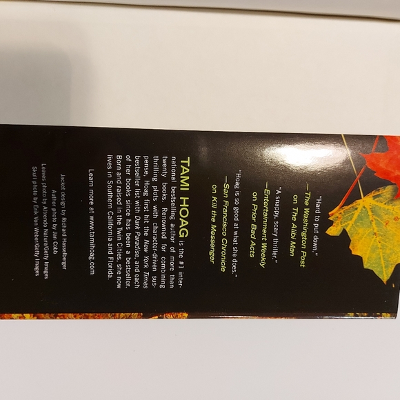 5 for $25- Deeper Than The Dead Hardback Thriller by Tami Hoag - Picture 6 of 9